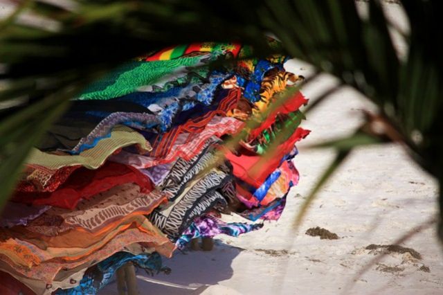 Zdjęcia: Mombasa, stragan na plaży, KENIA Zdjęcia: Mombasa, stragan na plaży, KENIA