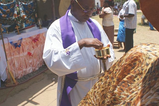 Zdjęcia: Kilifi, Afryka, msza, KENIA Zdjęcia: Kilifi, Afryka, msza, KENIA