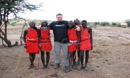Zdjecie KENIA / Masaj-Mara / wioska Masajow / mali masaje..
