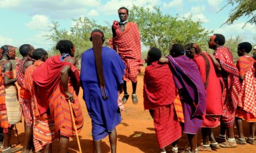 Zdjecie KENIA / Tsavo East / Masai village / te wyskoki powalaja 