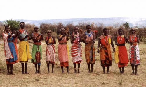 Zdj�cie KENIA / Masai Mara / Wioska MAsaj�w / Panny na Wydaniu