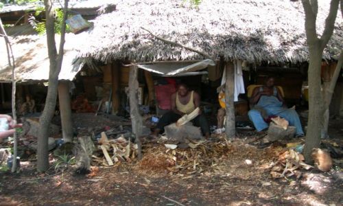 Zdjecie KENIA / brak / Mombasa / Robi się