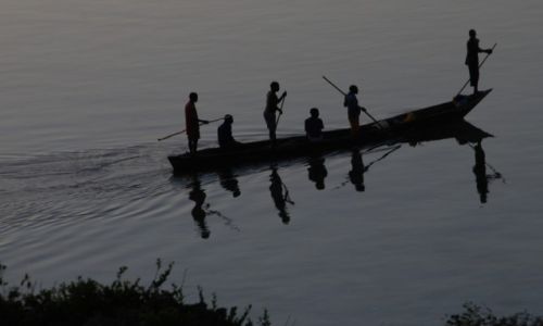 Zdjcie KENIA / na pnoc od Mombasy / wybrzee / Na dce