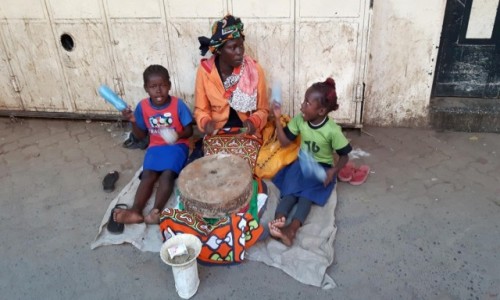 Zdjecie KENIA / Nairobi / Nairobi / Muzyka ulicy.