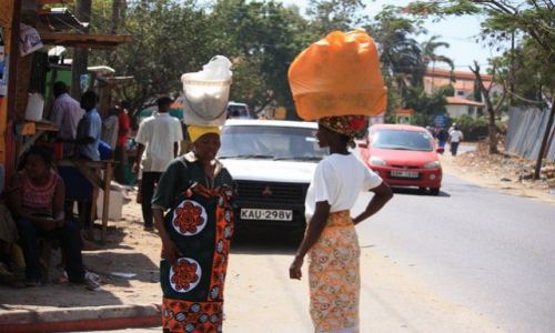 Zdjecie KENIA / nad Oceanem Indyjskim / Mombasa / ploteczki....