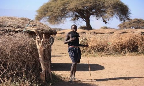 Zdjecie KENIA / Park Narodowy Amboseli / wioska masajska / byo Mu smutno jak odjedalimy....