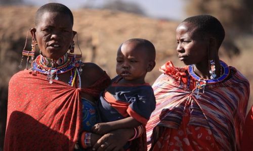 Zdjcie KENIA / Park Narodowy Amboseli / Wioska masajska / kadr z  ycia Masajw