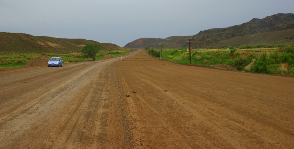 Zdjęcia: Tutmok, Tutmok, Autostrada, KIRGIZJA Zdjęcia: Tutmok, Tutmok, Autostrada, KIRGIZJA