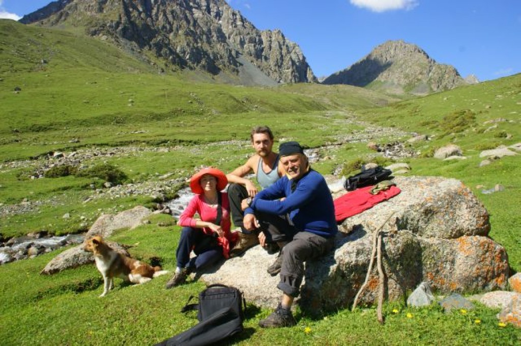 Zdjęcia: Kirgizja, Kirgizja, A taki spacer z  Rosjanami , KIRGIZJA Zdjęcia: Kirgizja, Kirgizja, A taki spacer z  Rosjanami , KIRGIZJA