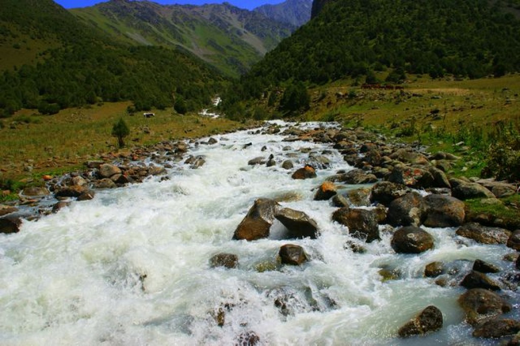 Zdjęcia: Jet Oguz, Jet Oguz, Płynie, KIRGIZJA Zdjęcia: Jet Oguz, Jet Oguz, Płynie, KIRGIZJA