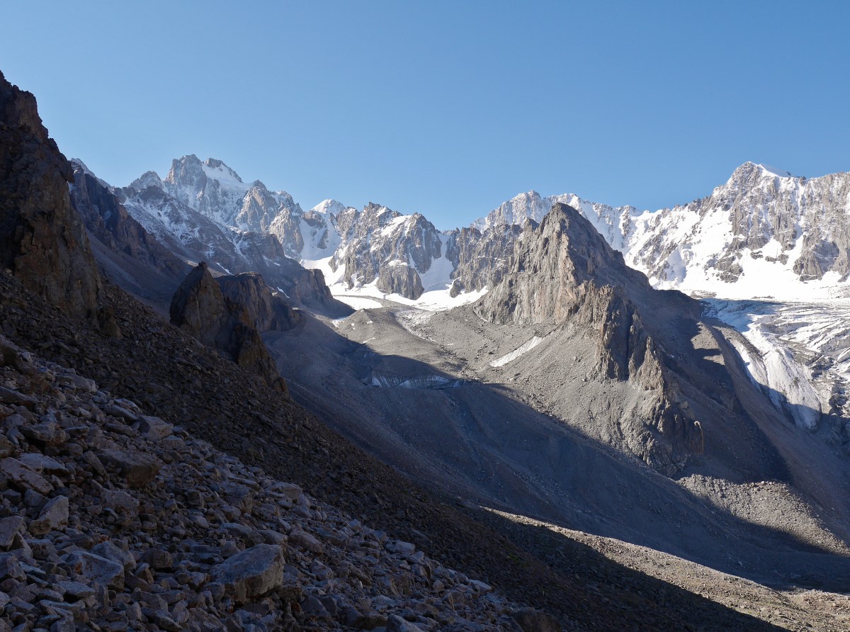 Zdjęcia: Park Ala-Archa, obwód czujski, poranek w Tienszanie, KIRGIZJA Zdjęcia: Park Ala-Archa, obwód czujski, poranek w Tienszanie, KIRGIZJA