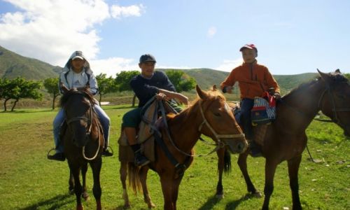 Zdjęcie KIRGIZJA / okolice Grigoriewki / okolice Grigoriewki / Jadą