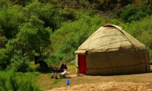 Zdjęcie KIRGIZJA / Kara Talaa / Kara Talaa / Kara Talaa