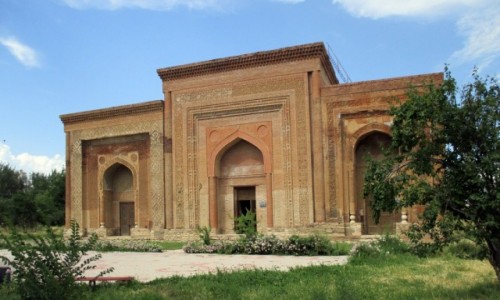 Zdjęcie KIRGIZJA / Ozgen / Kompleks Mimari / Mauzoleum