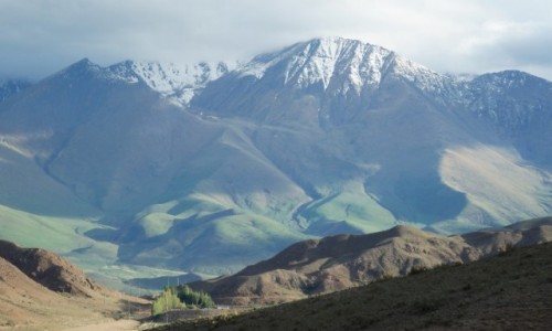 Zdjcie KIRGIZJA / obwd issykkulski / po poudniowej tronie  jeziora Issyk Kul / Kirgijskie klimaty
