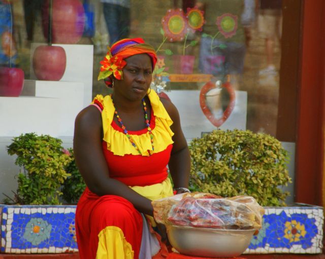 Zdjęcia: Cartagena , Cartagena , Truskawki sprzedaje , KOLUMBIA Zdjęcia: Cartagena , Cartagena , Truskawki sprzedaje , KOLUMBIA