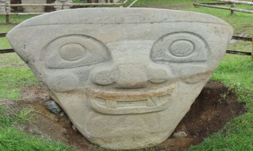 Zdjecie KOLUMBIA / Huila / San Agustin / Posg (3)