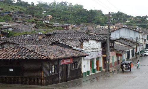 Zdjecie KOLUMBIA / Huila / San Agustin / Deszczowy San Agustin