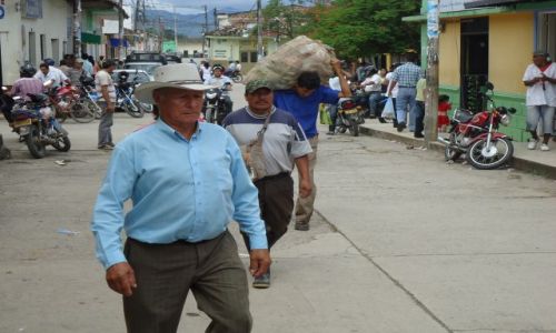 Zdjcie KOLUMBIA / Huila / La Plata / ycie uliczne