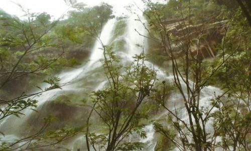 Zdjęcie KOLUMBIA / Środk. Kolumbia / Vereda Tinaga / Wodospad el Corliz