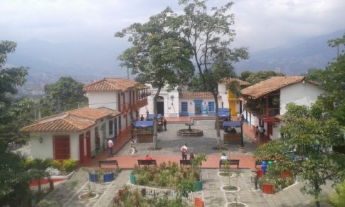 KOLUMBIA / Antioquia / Medellin / Pueblo Paisa