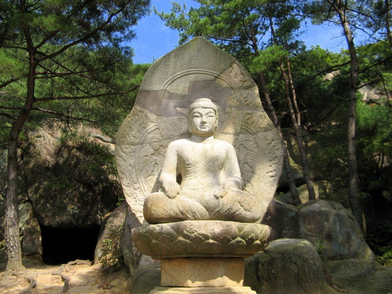 Zdjęcia: Namsan, Gyeongju, Kamienny Budda na górze Namsan, KOREA POŁUDNIOWA Zdjęcia: Namsan, Gyeongju, Kamienny Budda na górze Namsan, KOREA POŁUDNIOWA