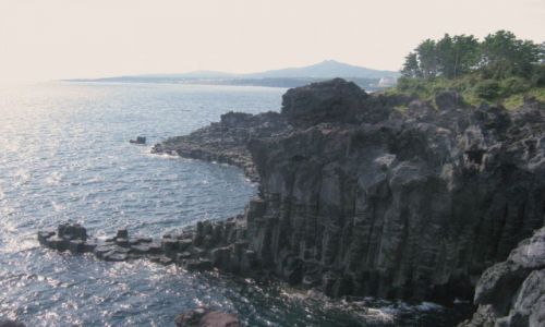 Zdjęcie KOREA POŁUDNIOWA / Wyspa Czedzu / Pd wyspy / Sześcienne skały magmowe