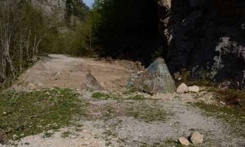 Zdjecie KOSOWO / pec / npn bjeskhet / granica