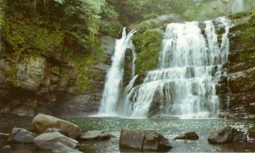 Zdj�cie KOSTARYKA / Wybrze�e Pacyfiku / Dominical / Wodospad Nauyaca II