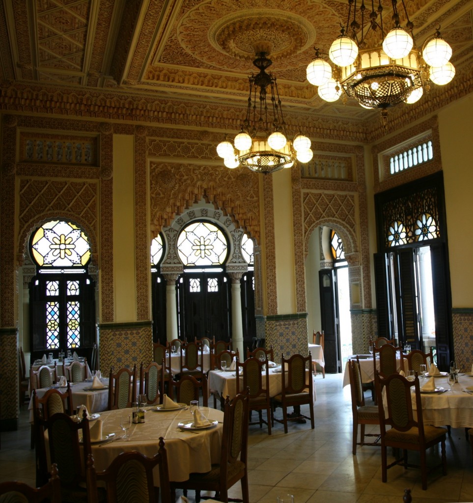 Zdjęcia: Punta Gorda, Cienfuegos, Palacio del Valle, restauracja, KUBA Zdjęcia: Punta Gorda, Cienfuegos, Palacio del Valle, restauracja, KUBA