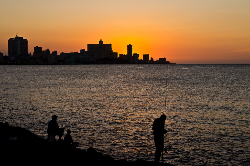 Zdjęcia: Havana, Havana, Zachód słońca na Maleconie, KUBA Zdjęcia: Havana, Havana, Zachód słońca na Maleconie, KUBA