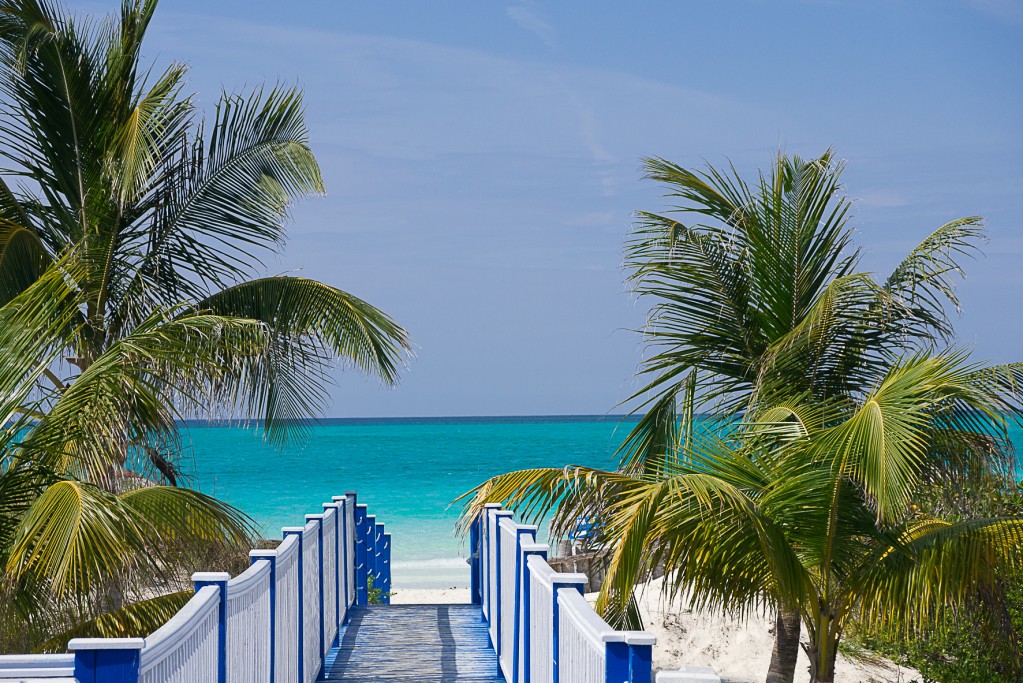 Zdjęcia: Playa Pilar, Cayo Guillermo, A na plaży pinacolada :-), KUBA Zdjęcia: Playa Pilar, Cayo Guillermo, A na plaży pinacolada :-), KUBA