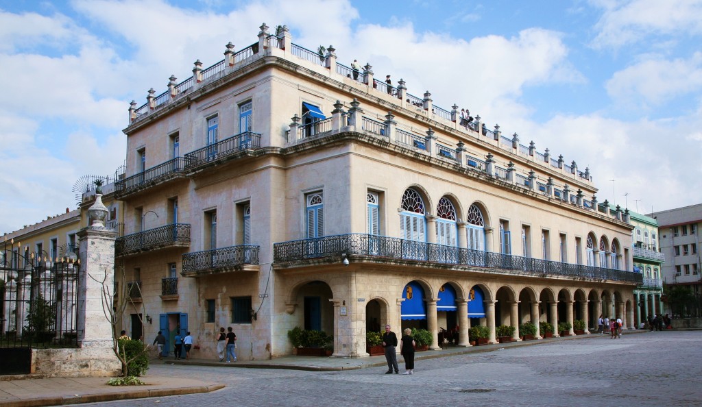 Zdjęcia: Plaza de Armas, Hawana, Pałac Gubernatora, KUBA Zdjęcia: Plaza de Armas, Hawana, Pałac Gubernatora, KUBA