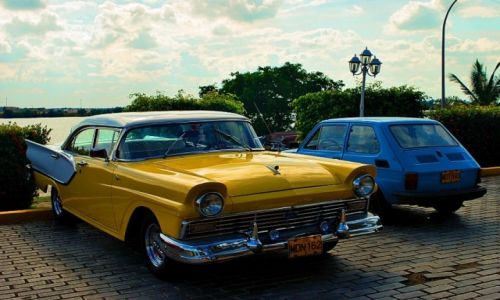 Zdjęcie KUBA / varadero / varadero / communism vs capitalism