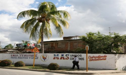 Zdjęcie KUBA / Guantánamo / San Justo / Zycie miasta