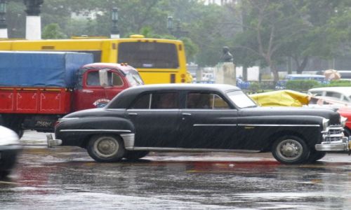 Zdjecie KUBA / Kuba / Havana / deszczowa Havana