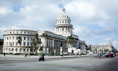 Zdjęcie KUBA / Hawana / El Capitolio / Podobny jest w Waszyngtonie :)