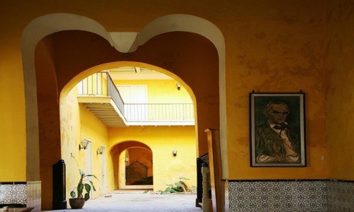 Zdjcie KUBA / Hawana Vieja / Camara de Representantes, muzeum / Brama