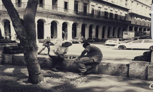 Zdjecie KUBA / -Paseo del Prado / Havana / Simple Cuban Life