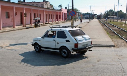 Zdjęcie KUBA / Ciego de Avila / Ciego de Avila / Polski Fiat 126p