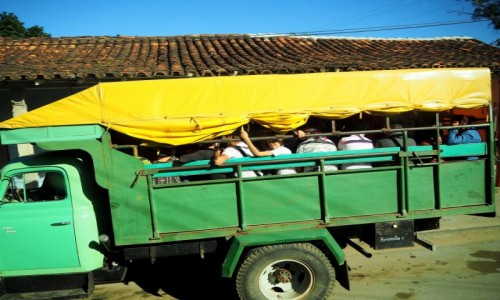 Zdjcie KUBA / Pinar del Ro,  zachodnia Kuba / Valle de Vinales / rodek transportu