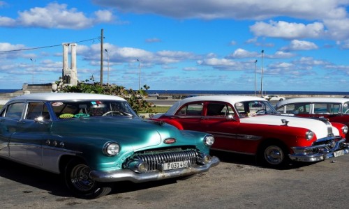 Zdjcie KUBA / pn. Kuba / Havana  / Stare samochody