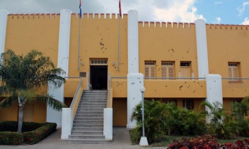 Zdjecie KUBA / Santiago de Cuba / Koszary Moncada / Koszary Moncada-Kolebka Rewolucji Kubaskiej
