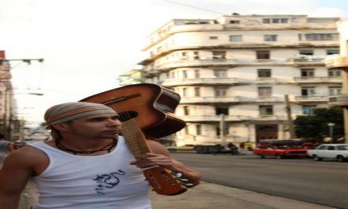 Zdjecie KUBA / - / Havana, dzielnica Vedado / this is how we do in Cuba!