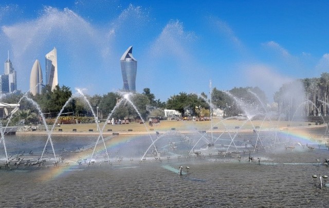 Zdj cia: Park Shaheed, Kuwejt - aglomeracja stolicy, Kuwejt. Tańcząca fontanna w parku Shaheed, KUWEJT Zdj cia: Park Shaheed, Kuwejt - aglomeracja stolicy, Kuwejt. Tańcząca fontanna w parku Shaheed, KUWEJT