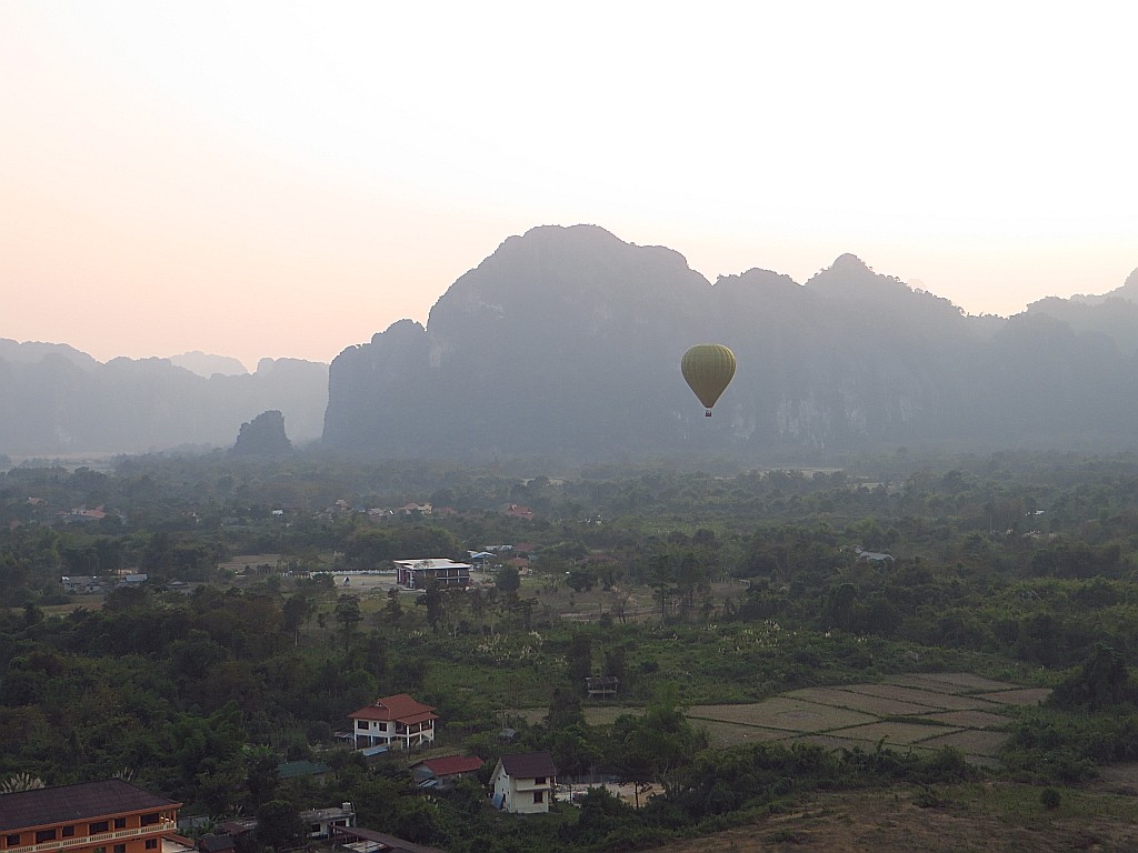 Zdjęcia: Vang Vieng, Laos północny, lot balonem , LAOS Zdjęcia: Vang Vieng, Laos północny, lot balonem , LAOS