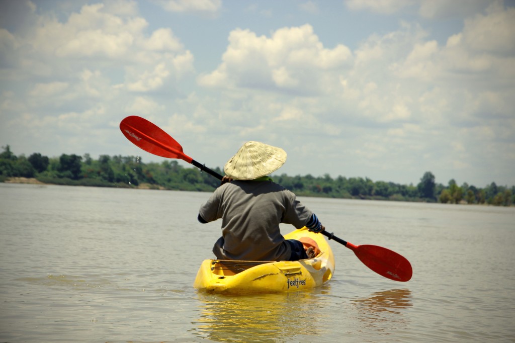 Zdjęcia: Mekong w okolicach Don Det, 4 Thousand Islands, Kajakarz na Mekongu, LAOS Zdjęcia: Mekong w okolicach Don Det, 4 Thousand Islands, Kajakarz na Mekongu, LAOS