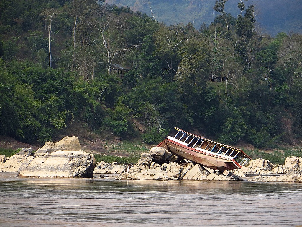 Zdjęcia: Luang Prabang - groty Pak Ou, Laos północny, rejs po Mekongu, LAOS Zdjęcia: Luang Prabang - groty Pak Ou, Laos północny, rejs po Mekongu, LAOS