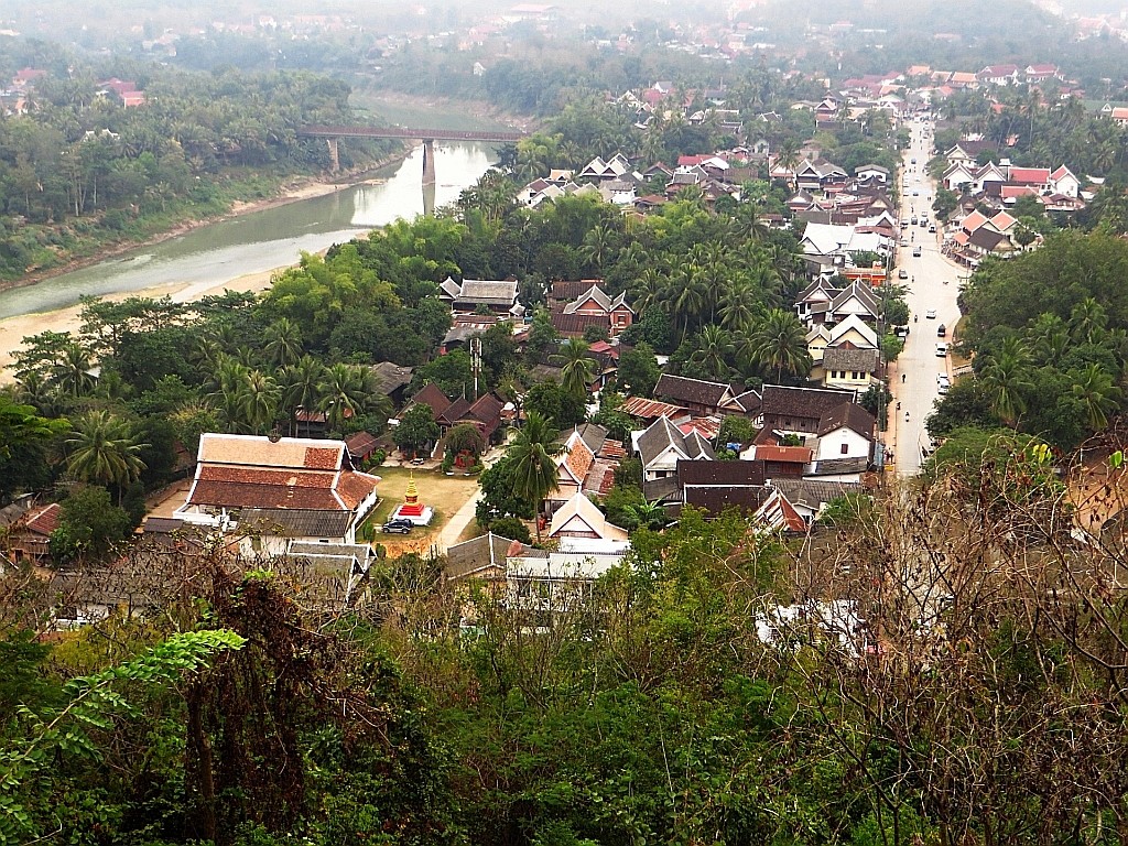 Zdjęcia: Luang Prabang, Laos północny, widok ze wzórza Phu Si, LAOS Zdjęcia: Luang Prabang, Laos północny, widok ze wzórza Phu Si, LAOS
