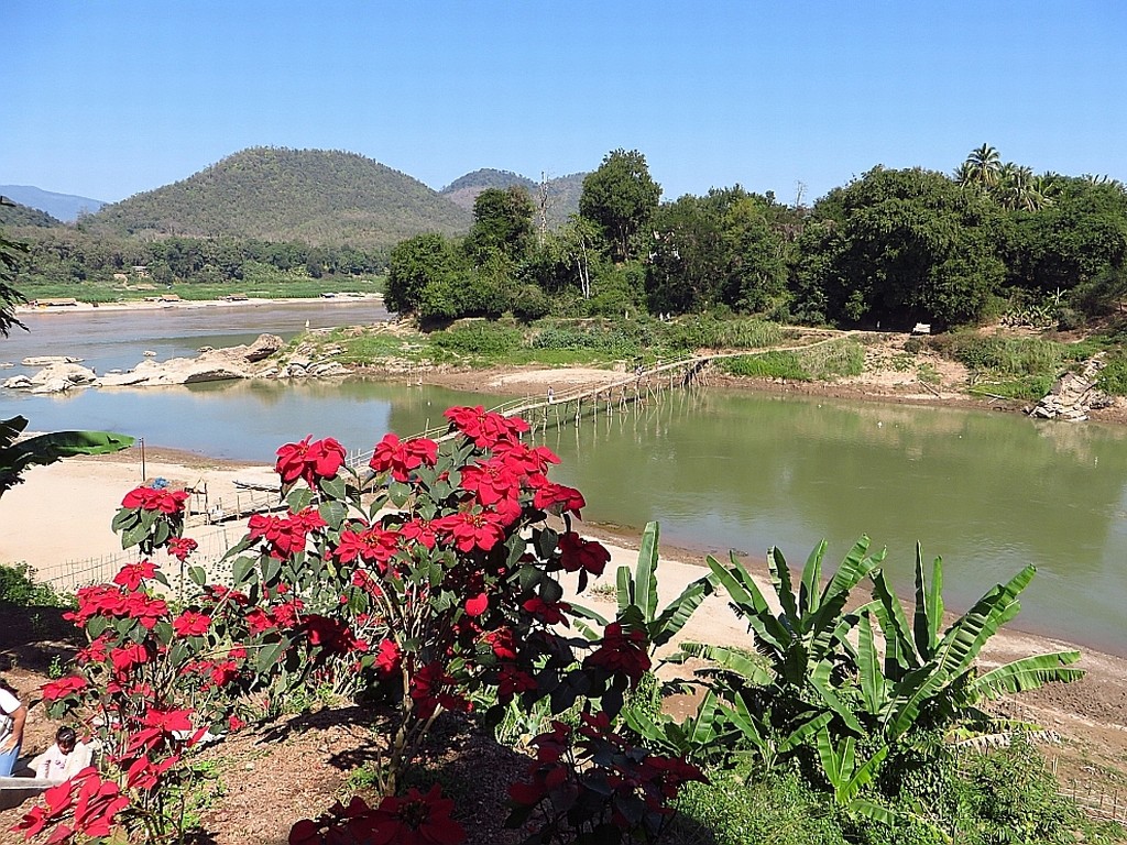 Zdjęcia: Luang Prabang, Laos północny, ujście Nam Khan do Mekongu, LAOS Zdjęcia: Luang Prabang, Laos północny, ujście Nam Khan do Mekongu, LAOS
